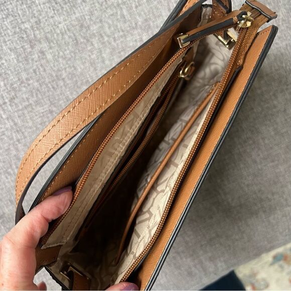 Calvin Klein Frida Signature Crossbody Handbag Shoulder Purse Black Brown Logo - Picture 8 of 9